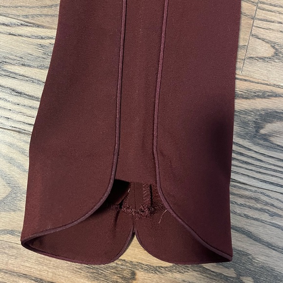 Club Monaco crop maroon pants - size small. - Picture 5 of 5
